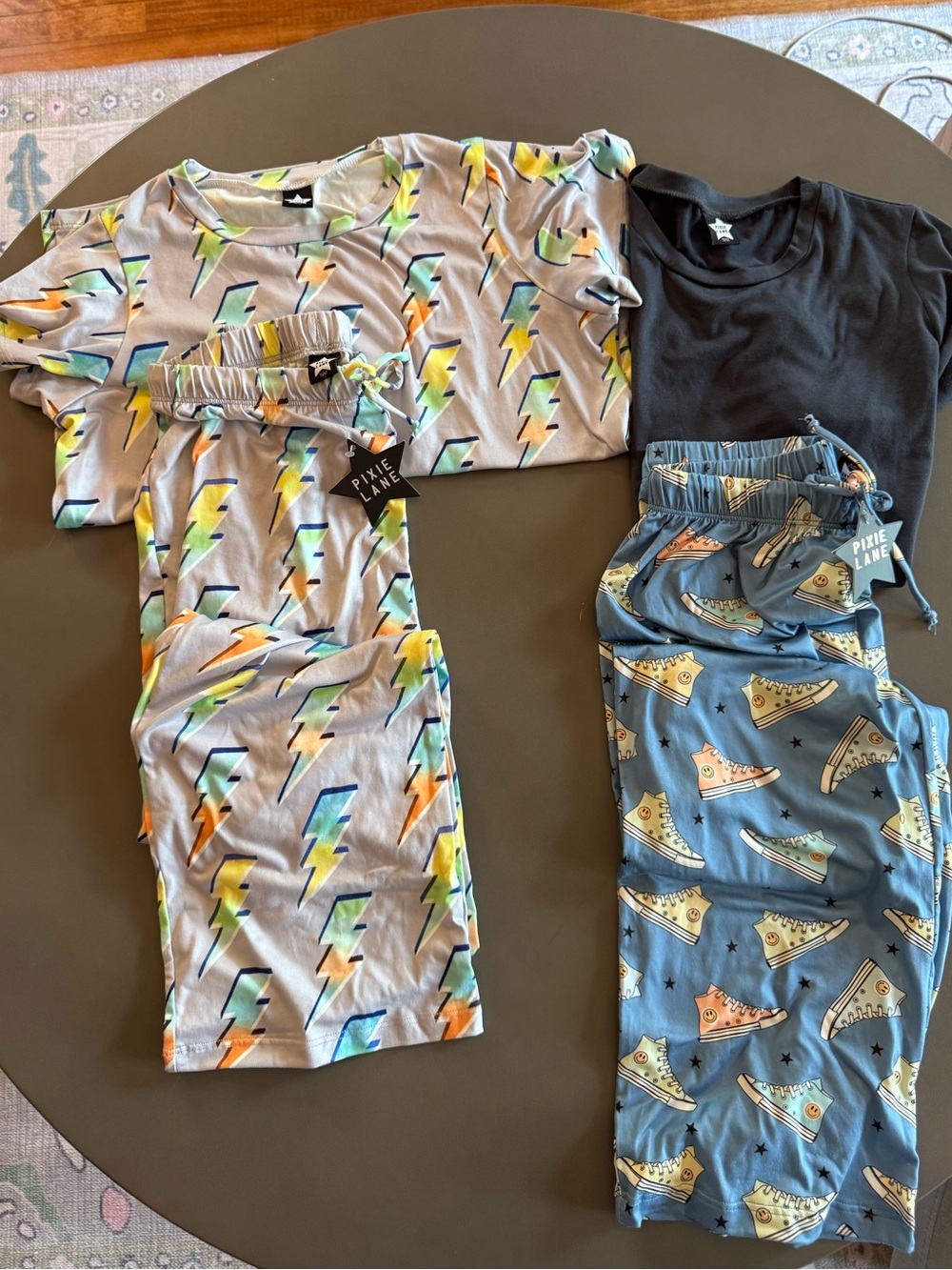 Pixie Lane Kids' Gray Lightning Bolt Pajama Set - Multicolor Accents